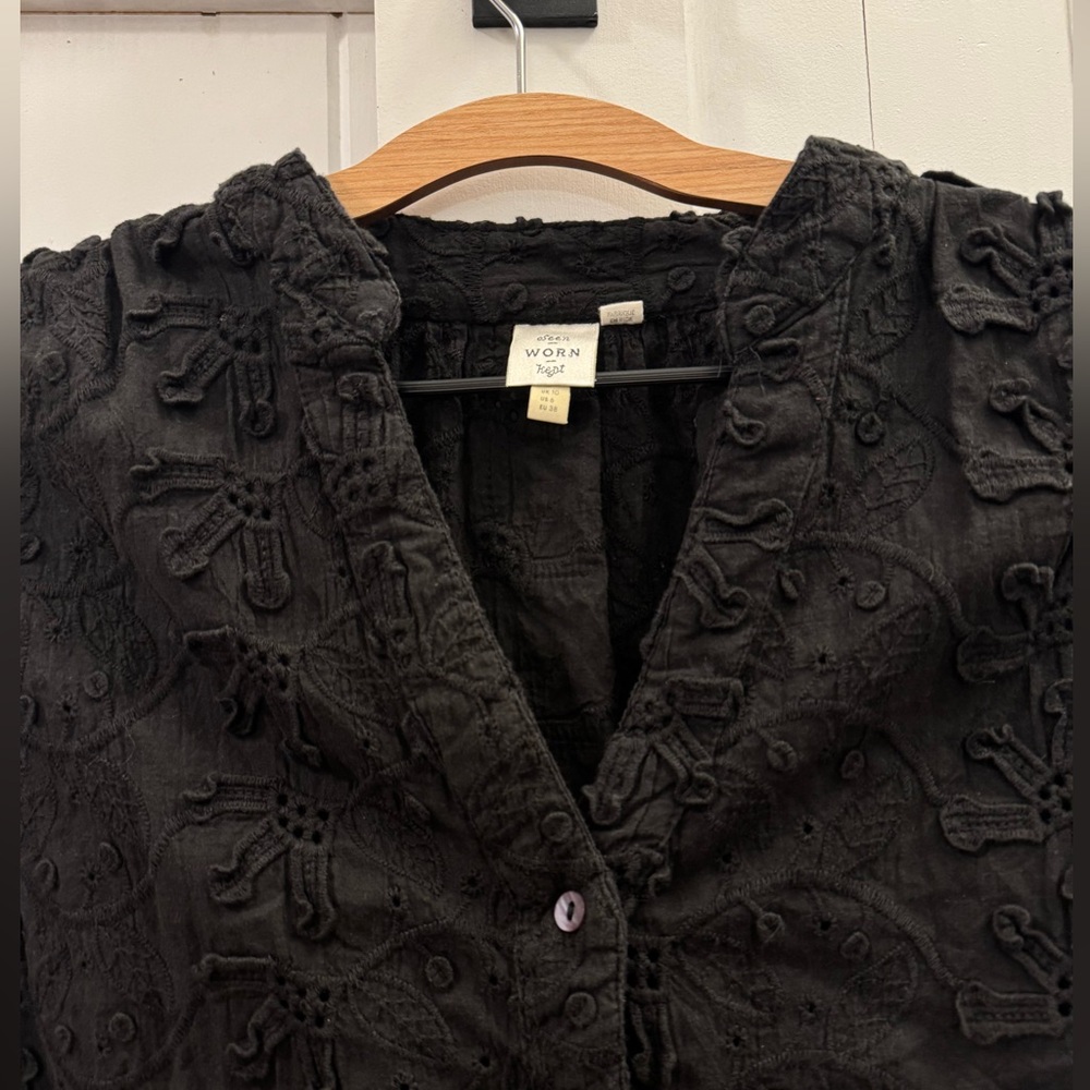 Anthropologie SEEN WORN KEPT Kathryn Floral-textured Button-up Blouse Top - Picture 5 of 8